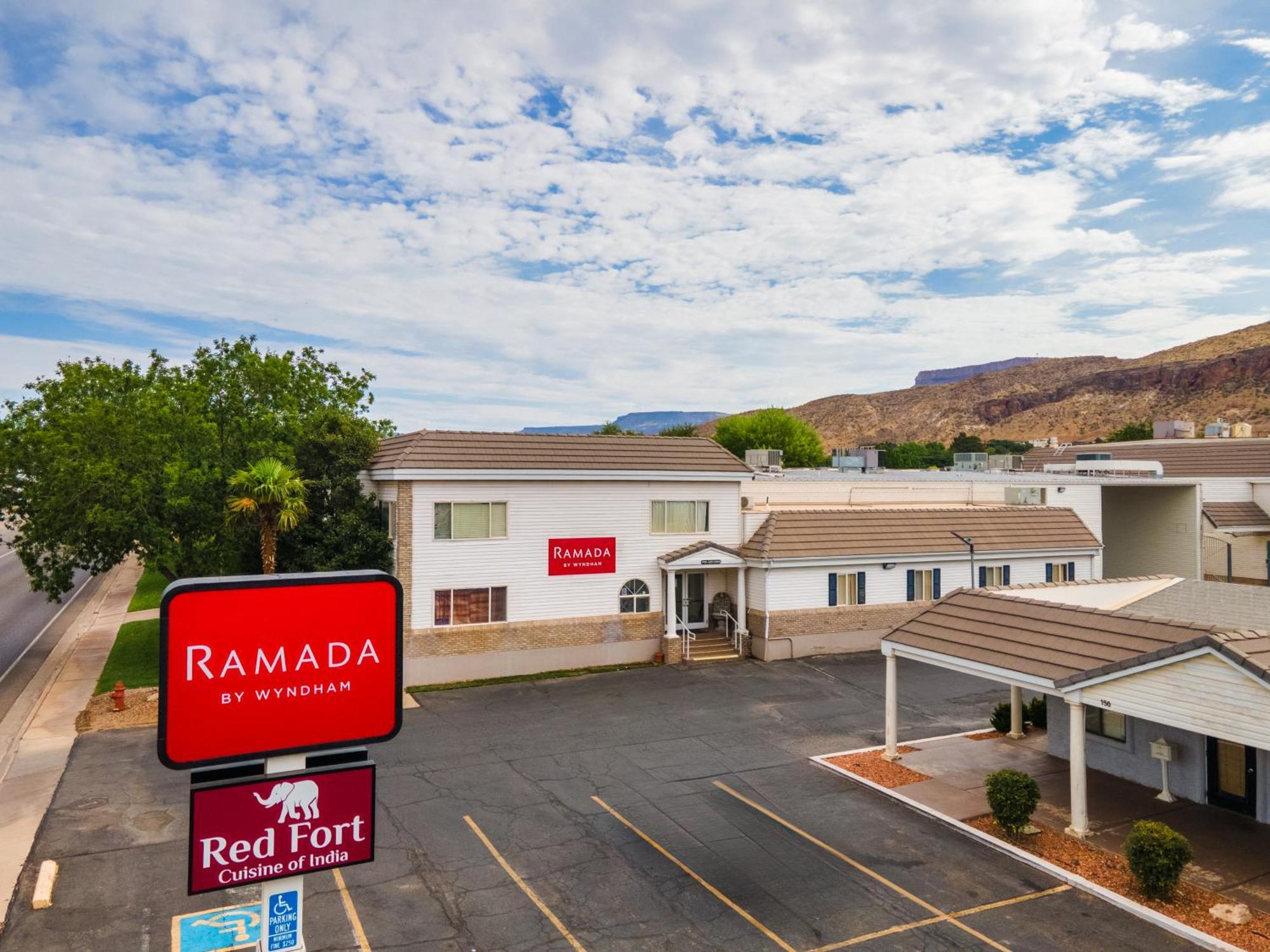 Ramada By Wyndham La Verkin Zion National Park Экстерьер фото