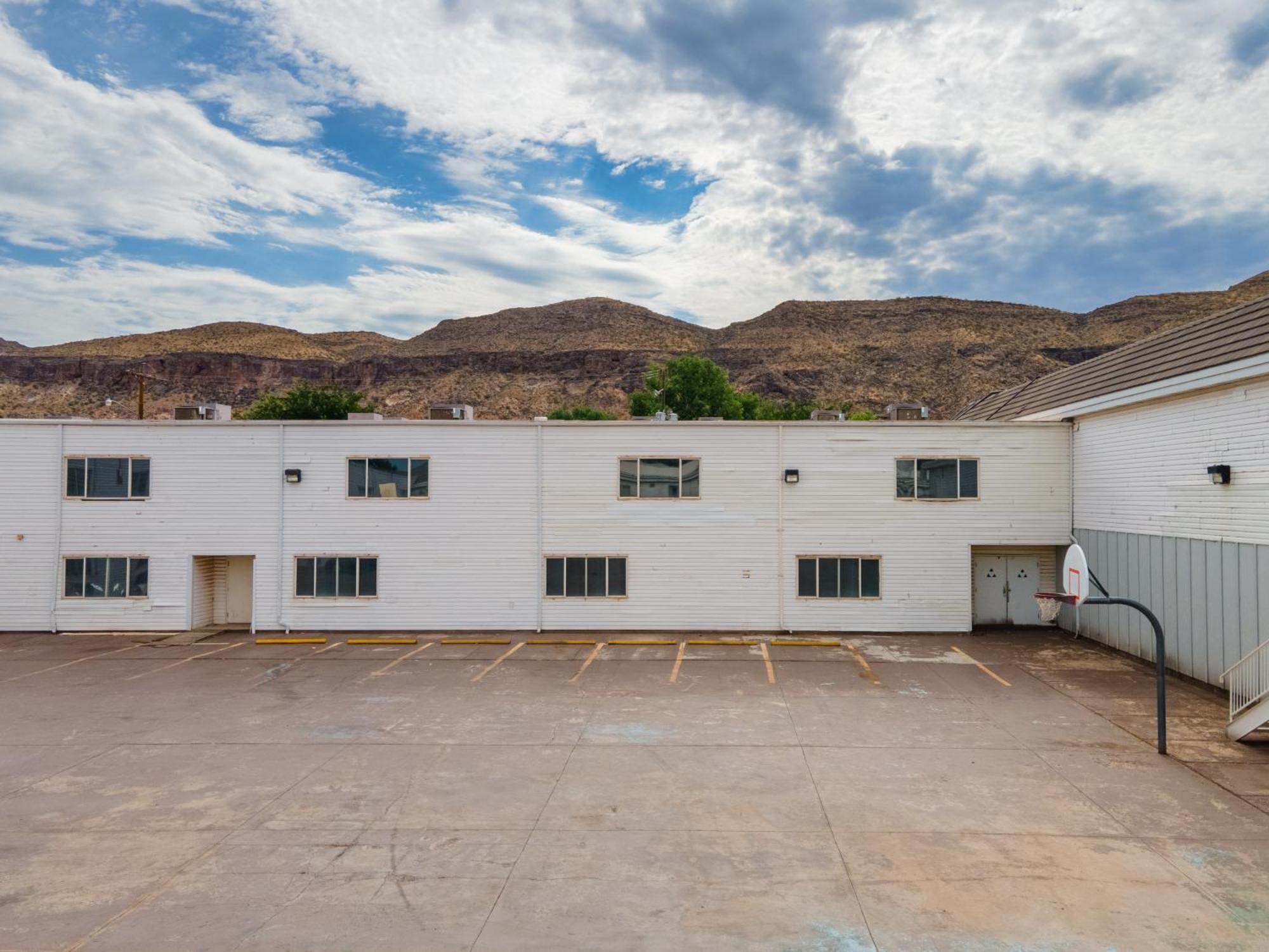 Ramada By Wyndham La Verkin Zion National Park Экстерьер фото